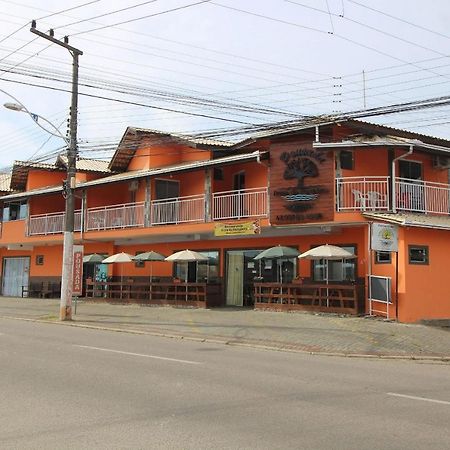 Pousada Praia Da Fortaleza 450 Metros Do Parque Beto Carrero Com Cafe Da Manha Penha  Luaran gambar